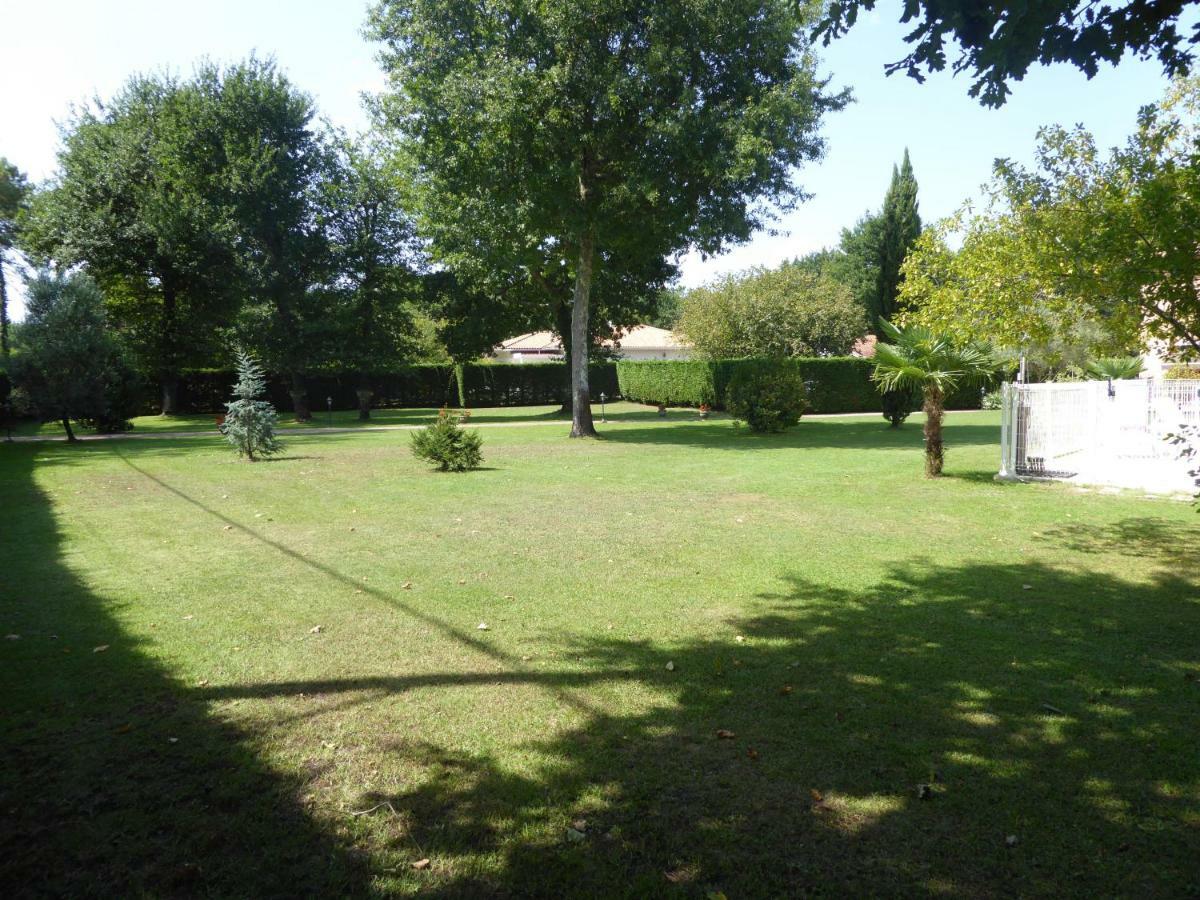 La Mimona Sainte-Eulalie-en-Born Exterior foto